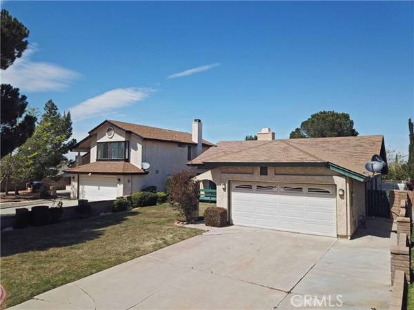 2569 Bottle Tree Drive, Palmdale, CA 93550