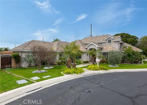 North Tustin, CA 92705,1512 Bluff Place