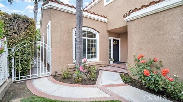 8631 E Canyon Vista Drive, Anaheim Hills, CA 92808