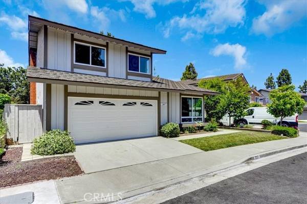 207 Saddle Drive, Placentia, CA 92870