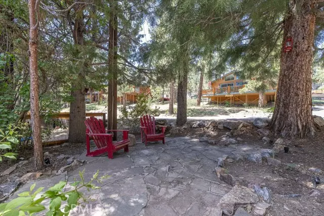 42827 Monterey Street, Big Bear Lake, CA 92315