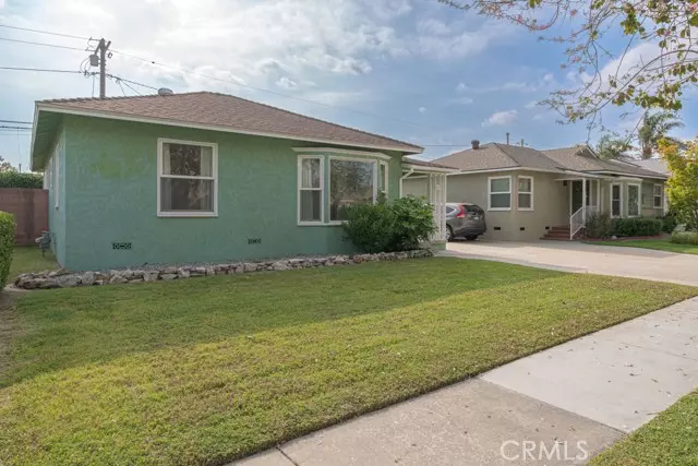 Lakewood, CA 90713,4637 Dunrobin Avenue