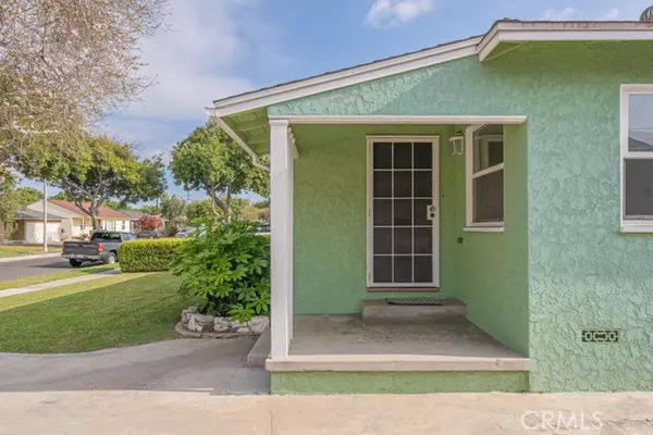 Lakewood, CA 90713,4637 Dunrobin Avenue