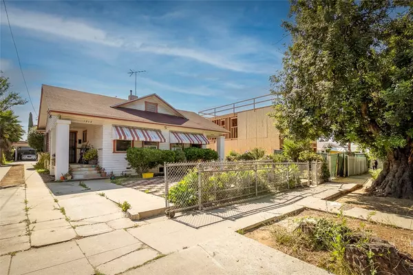 1406 N Alexandria Avenue, Los Angeles, CA 90027