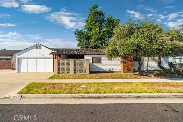 Downey, CA 90240,9289 Cedartree Road