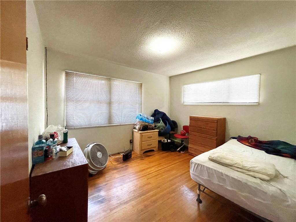 Brea, CA 92821,1109 E Elm Street