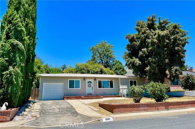 1541 2nd Street, Duarte, CA 91010