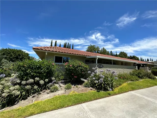 2120 Via Puerta #Q, Laguna Woods, CA 92637