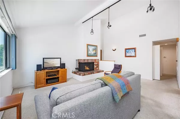 2051 Orizaba Avenue #16, Signal Hill, CA 90755