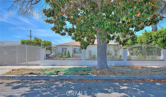 13525 Montague Street, Arleta, CA 91331