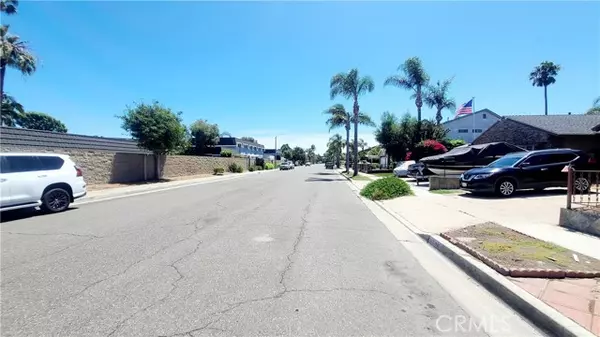 Huntington Beach, CA 92646,21151 Lochlea Lane