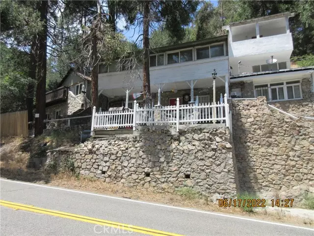 Crestline, CA 92322,22042 Waters Drive