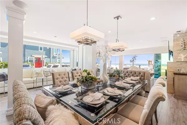 Newport Beach, CA 92663,2800 W Oceanfront