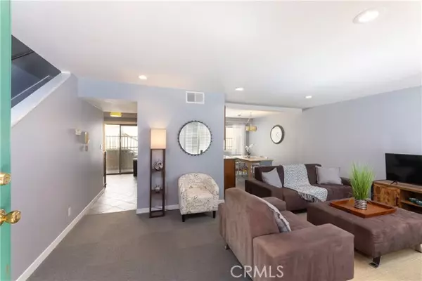 4420 Ventura Canyon Avenue #3, Sherman Oaks, CA 91423