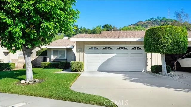 Glendora, CA 91740,915 Shady Lane