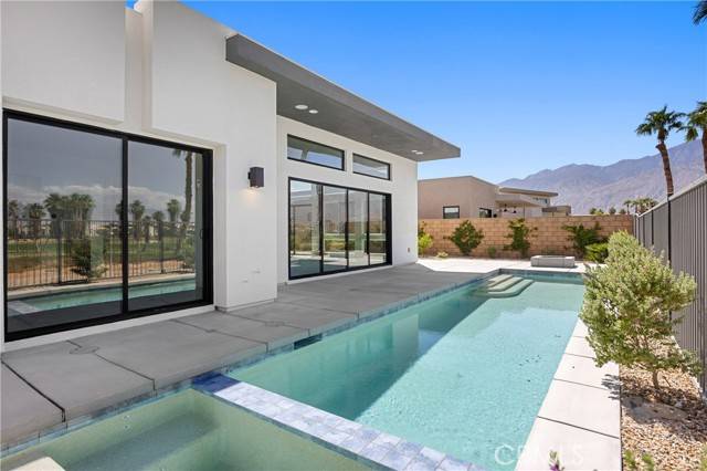 4361 Lumina Way, Palm Springs, CA 92262