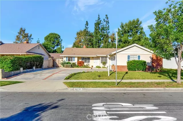 12725 Meadow Green Road, La Mirada, CA 90638