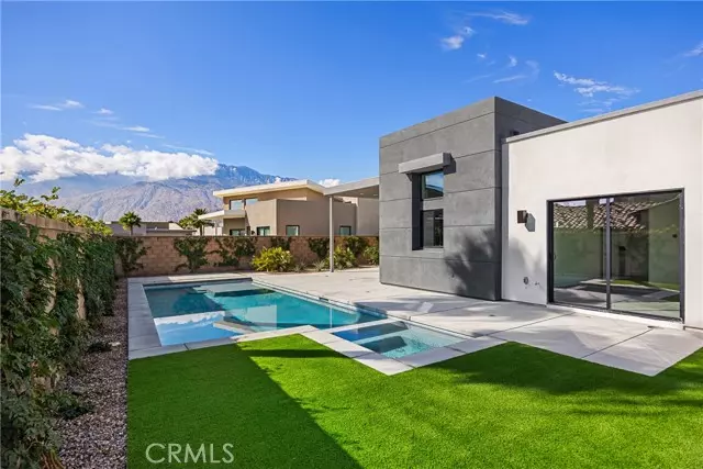 4286 Lumina Way, Palm Springs, CA 92262