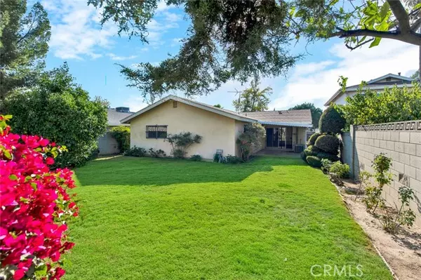 8738 Amboy Avenue, Sun Valley, CA 91352