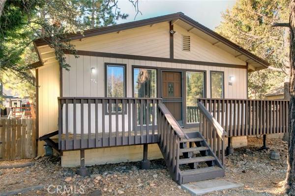 426 Cedar Lane, Sugarloaf, CA 92386