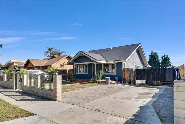 1435 Orange Avenue, Santa Ana, CA 92707