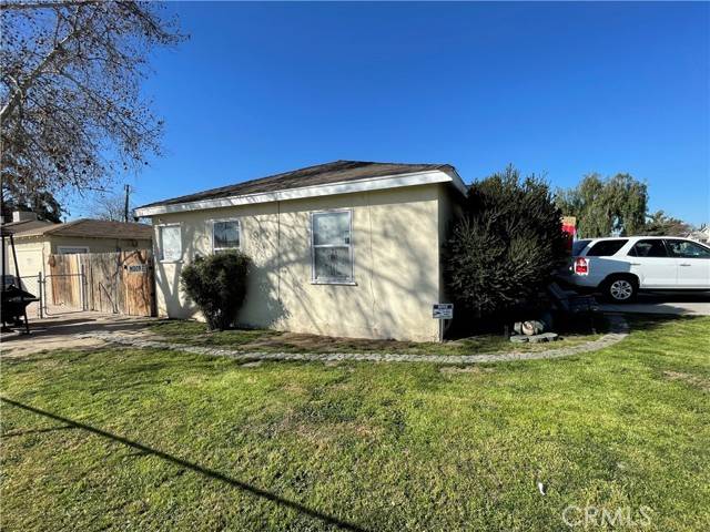 901 Wilson Avenue, Bakersfield, CA 93308