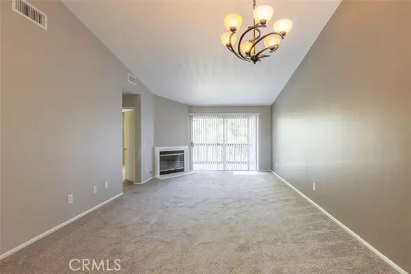 Rancho Santa Margarita, CA 92688,65 Timbre