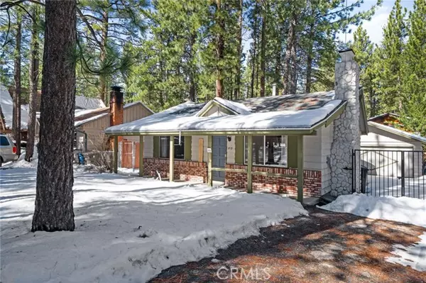 813 Sugarloaf Boulevard, Big Bear City, CA 92314