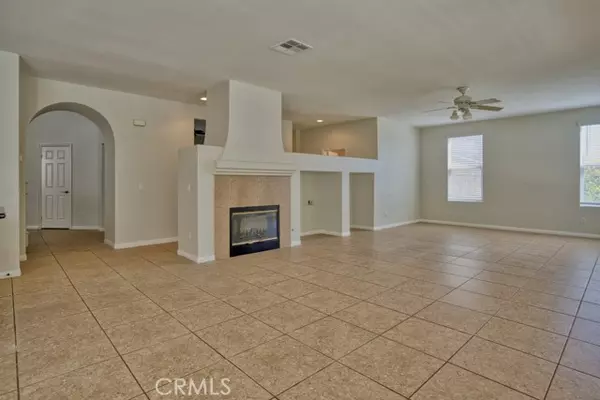 Corona, CA 92883,1696 Tamarron Drive