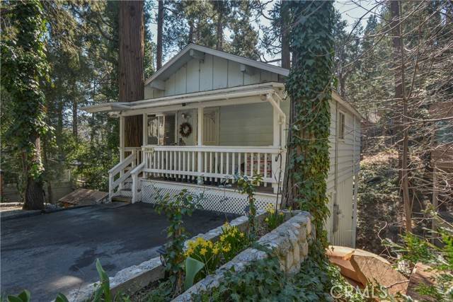 23645 Rocky Dell Road, Crestline, CA 92325