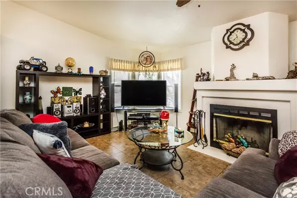 Tustin, CA 92780,61 Malaga #61