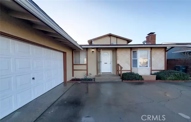 16561 HART Circle, Huntington Beach, CA 92647