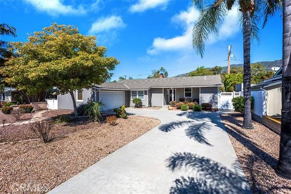 823 Oakwood Avenue, Glendora, CA 91741