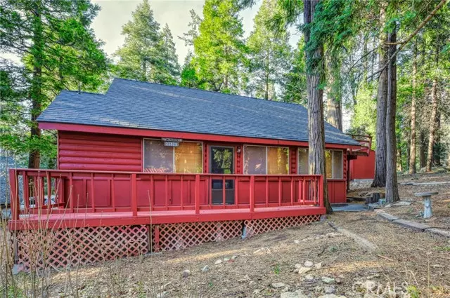 25825 Sunset Loop Road, Twin Peaks, CA 92391