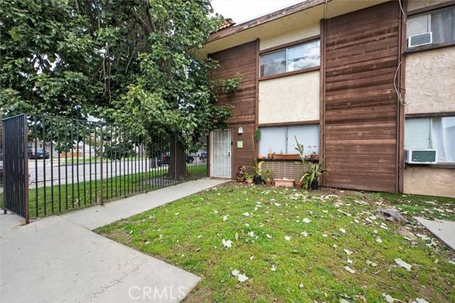 8414 Columbus Avenue #1, North Hills, CA 91343