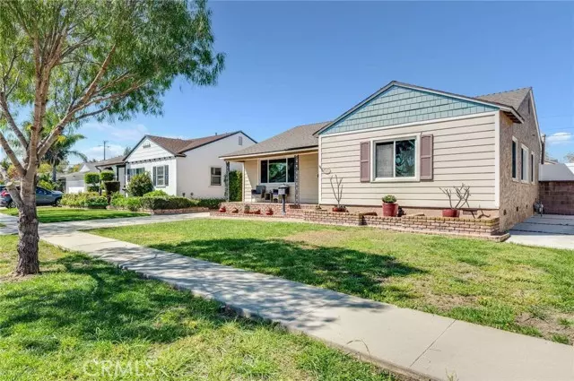 Lakewood, CA 90713,4125 Iroquois Avenue