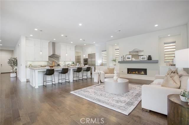 Brea, CA 92823,3692 Glorietta Place