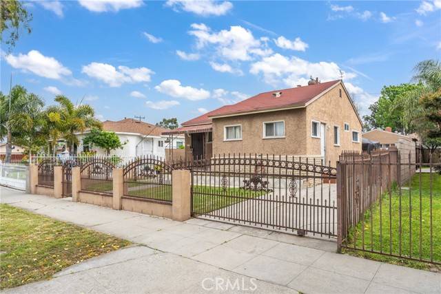 11242 Elm Street, Lynwood, CA 90262