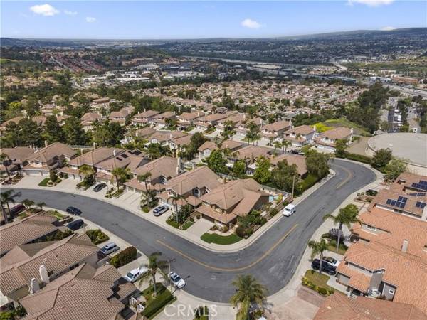 Anaheim Hills, CA 92808,500 S Laureltree Drive