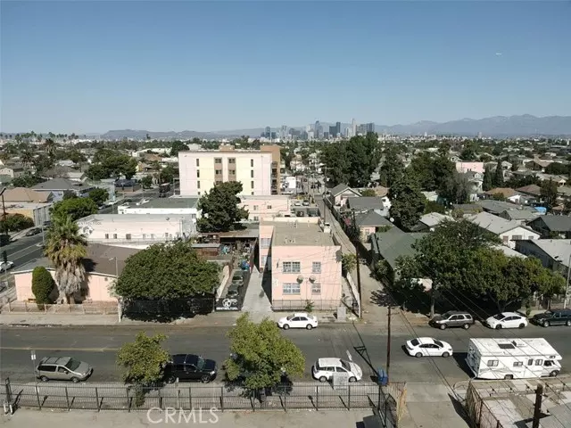 Los Angeles, CA 90011,625 E 49th Street