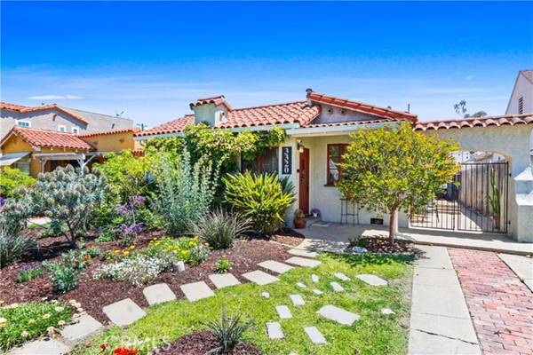 3320 Orange Avenue, Signal Hill, CA 90755