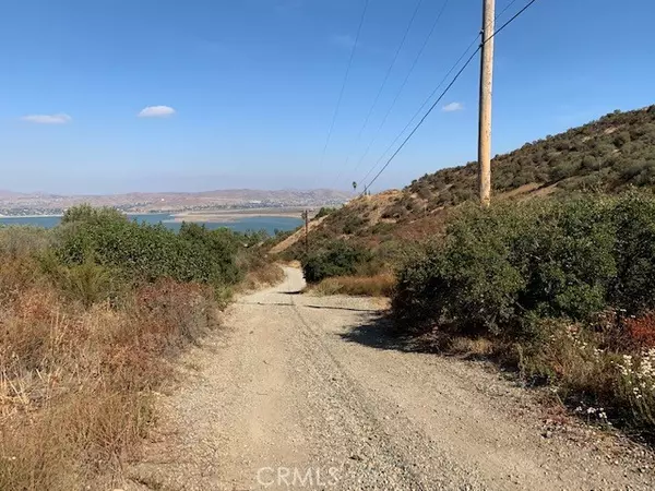 Lake Elsinore, CA 92530,0 Encina