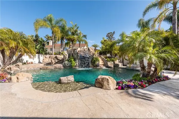 Yorba Linda, CA 92887,5600 Vista Del Mar