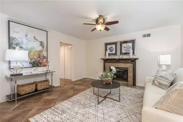 Yorba Linda, CA 92886,4342 Via Miguel