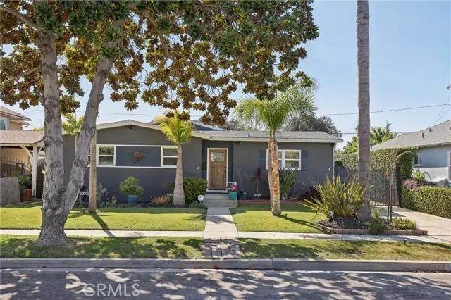 2691 Montair Ave, Long Beach, CA 90815