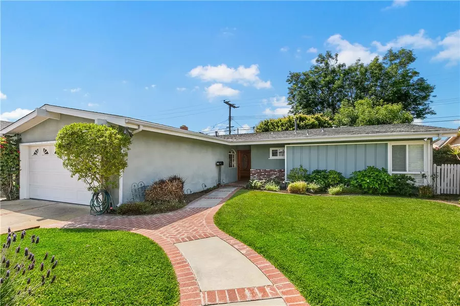 9182 Gettysburg Drive, Huntington Beach, CA 92646