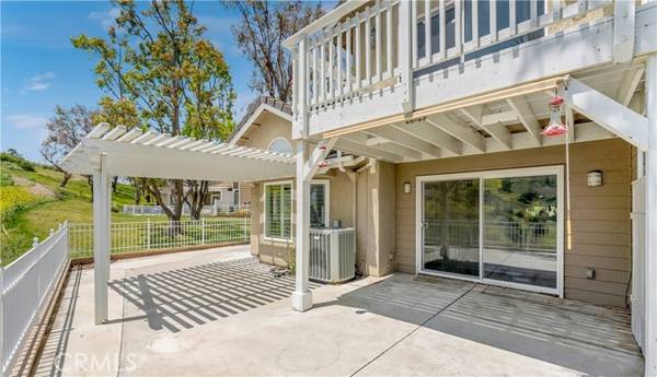 Anaheim Hills, CA 92807,724 Crown Pointe