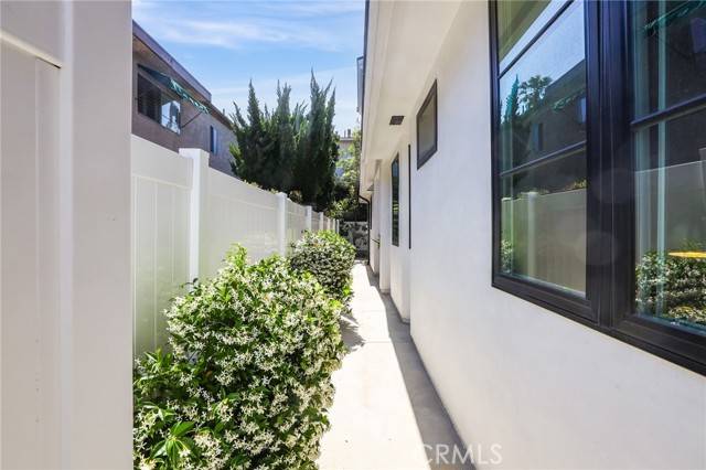 Huntington Beach, CA 92649,17061 Sandra Lee Lane