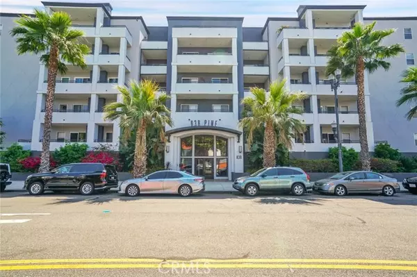 838 Pine Avenue #213, Long Beach, CA 90813