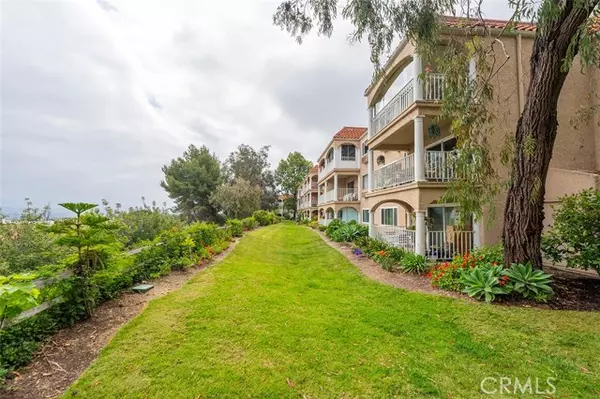 Laguna Woods, CA 92637,4002 Calle Sonora #3A